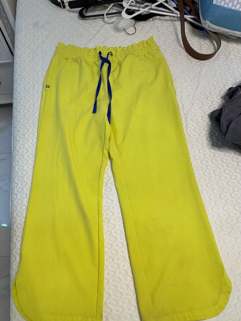 Figs Wide-Leg Track Pants in Bright Yellow size L regular Pants ONLY